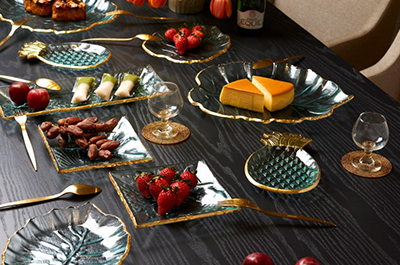 Dress up the table for a beautiful Eid celebration