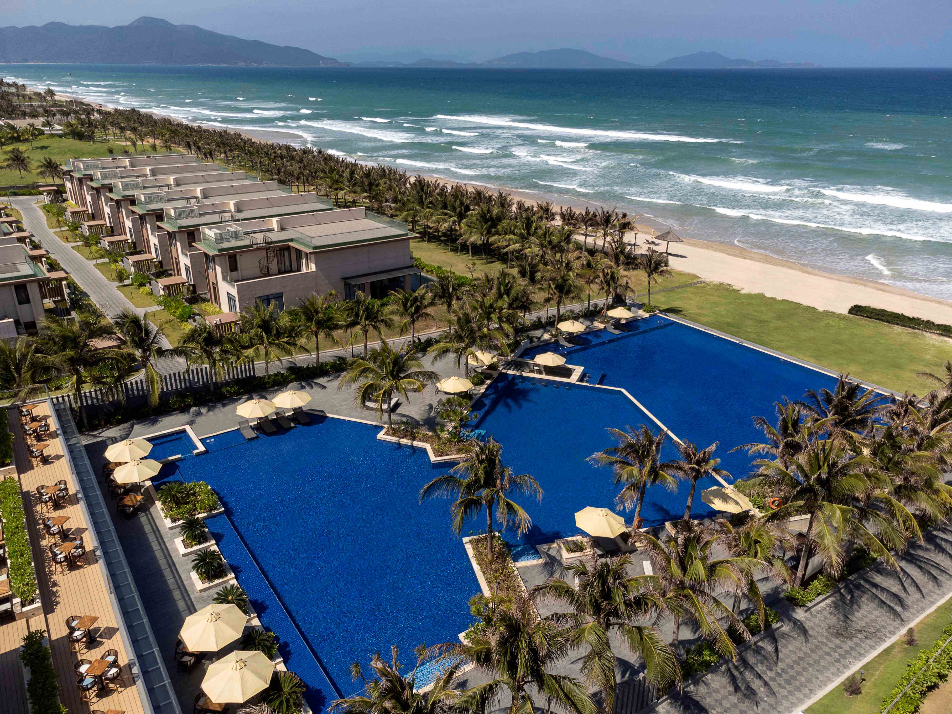 An Idyllic Coastal Retreat On Cam Ranh Bay