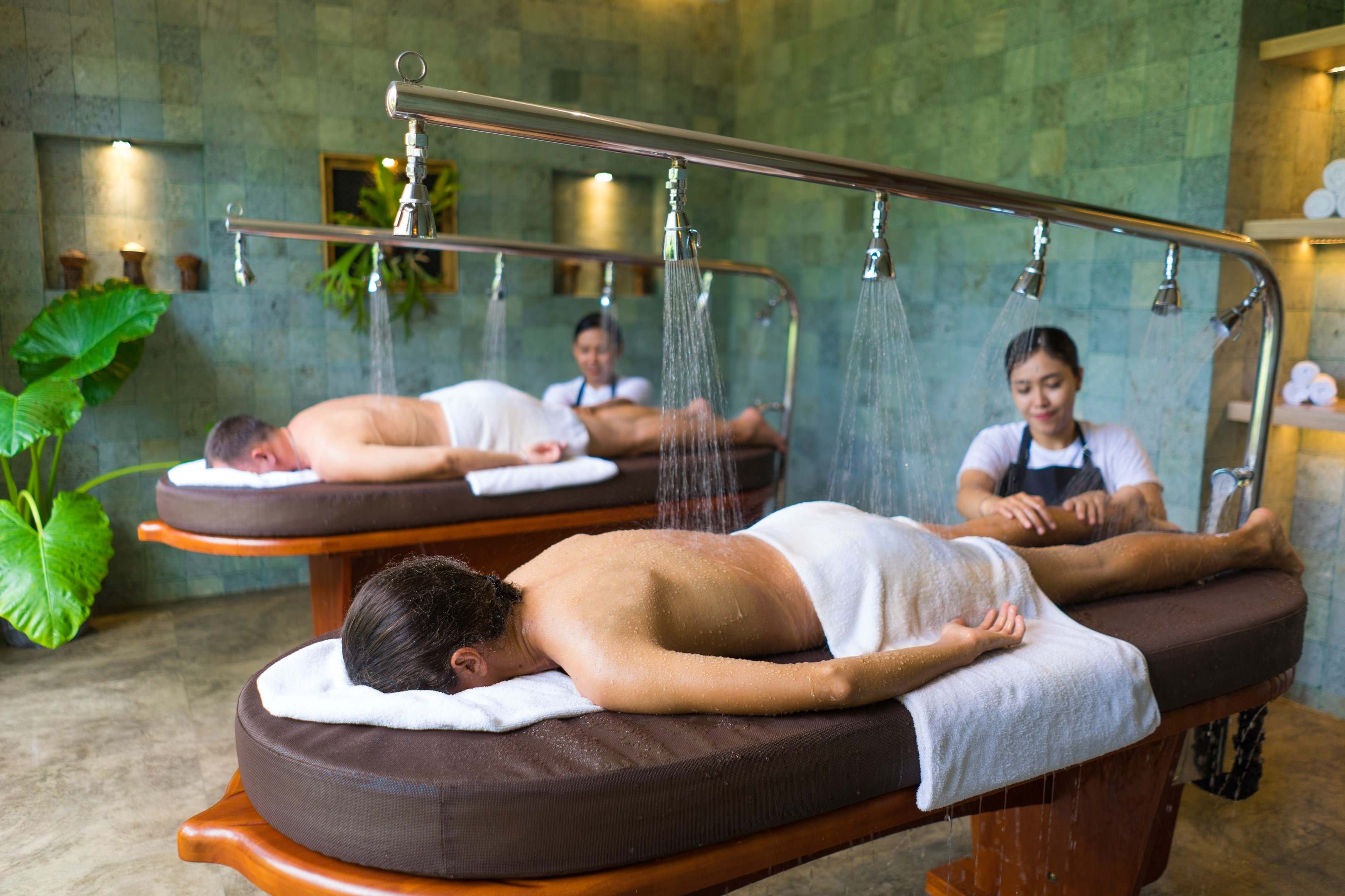 Mélia Bali Debuts A Revitalizing Rain Shower Treatment At Yhi Spa