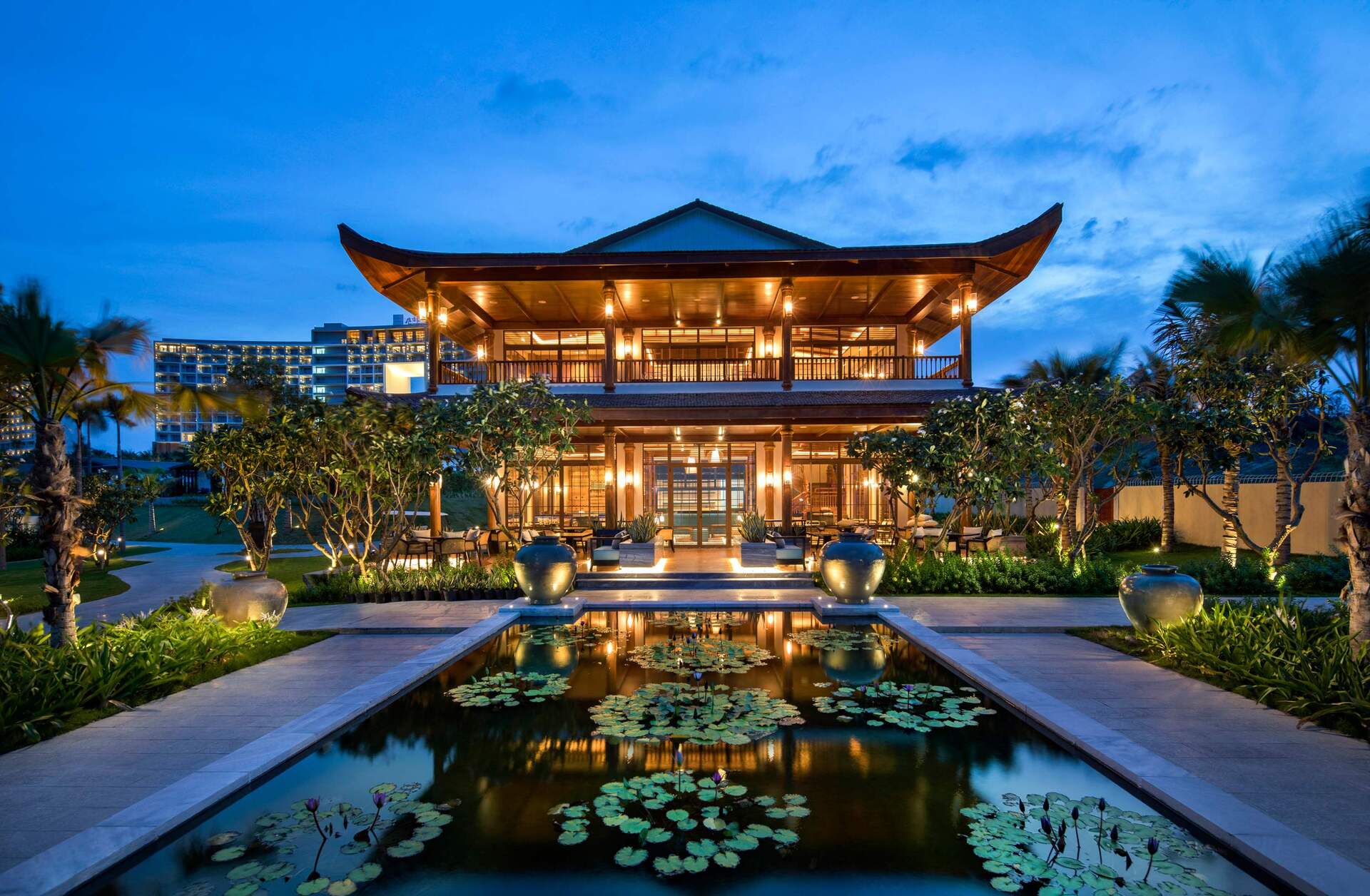 Blu Lobster Restaurant of Radisson Blu Resort Cam Ranh: Best Vietnamese Cuisine in Asia