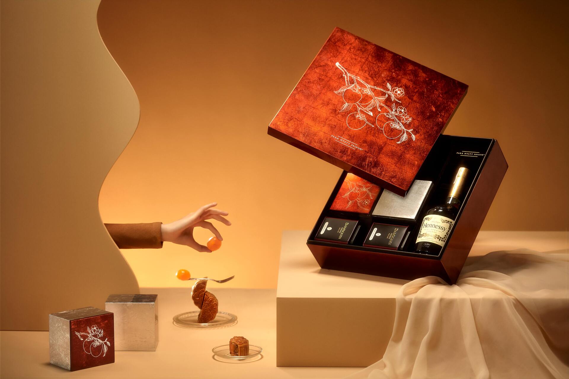 Park Hyatt Saigon To Introduce 2023 Mooncake Collection: Moonglow Persimmon