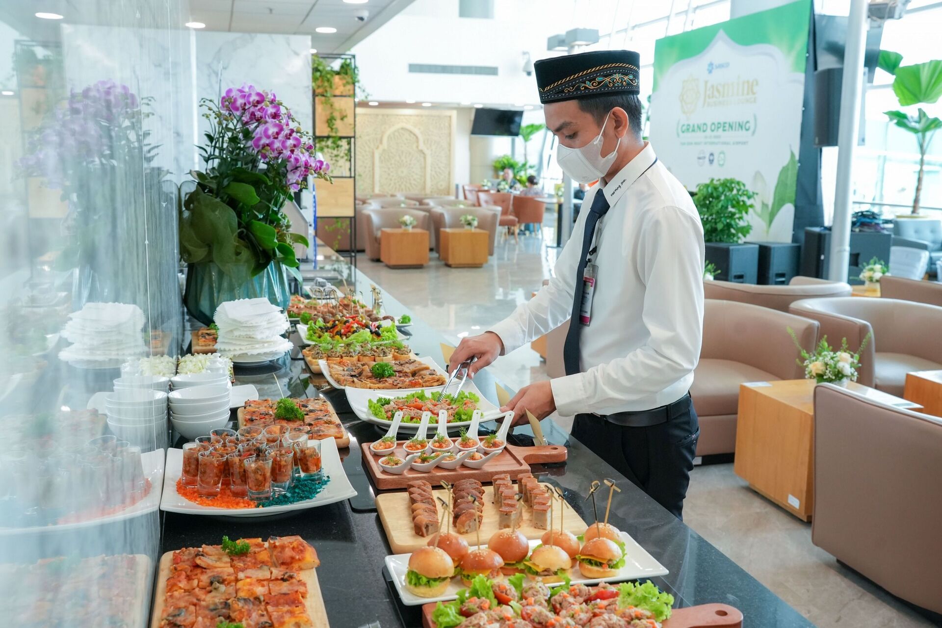 Vietnam Boasts The Best Business Lounge In Asia