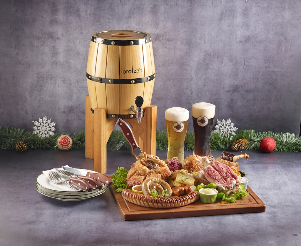 An Authentic German Christmas At Brotzeit