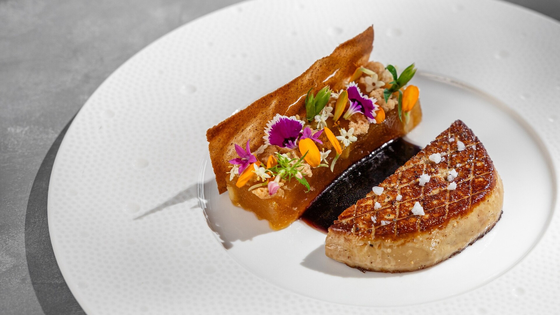 Dazzling Dishes With Captivating Views