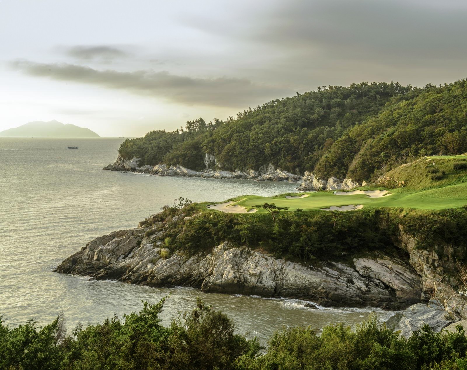 Unveiling Asia's Premier Golf Destinations