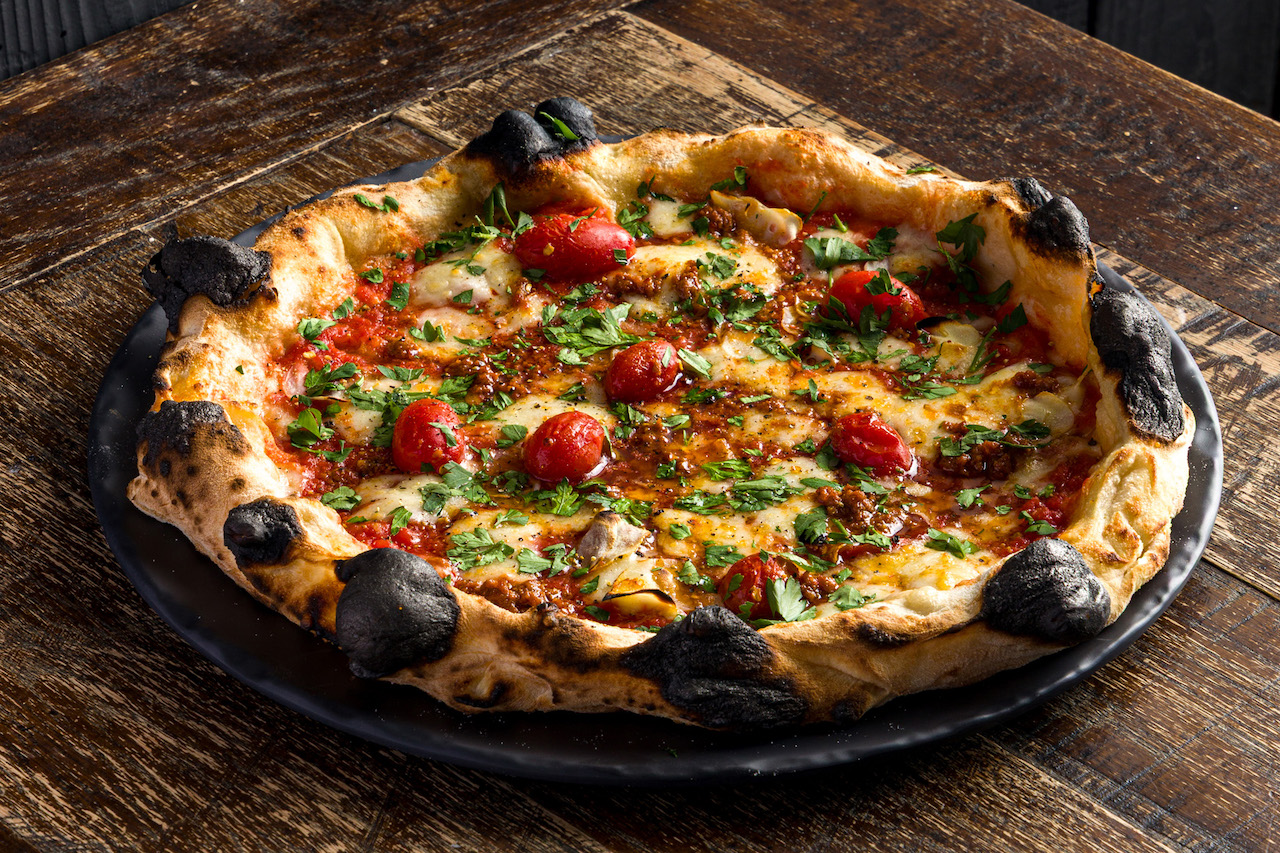 4 Restaurants To Tuck into Gourmet Pizzas in Singapore