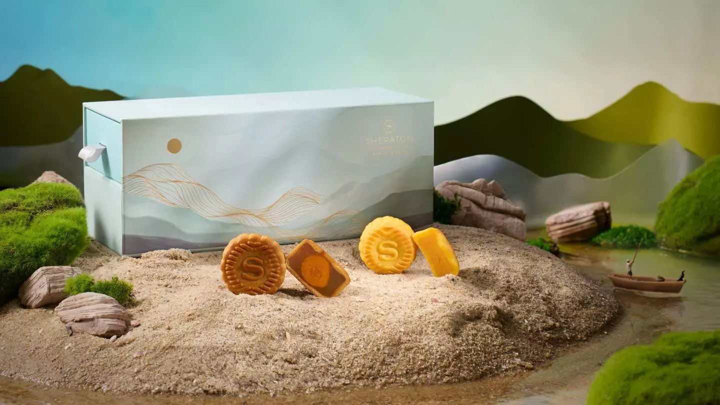 Under the Golden Moon<br>  Asia Pacific’s Most Exquisite Mooncakes