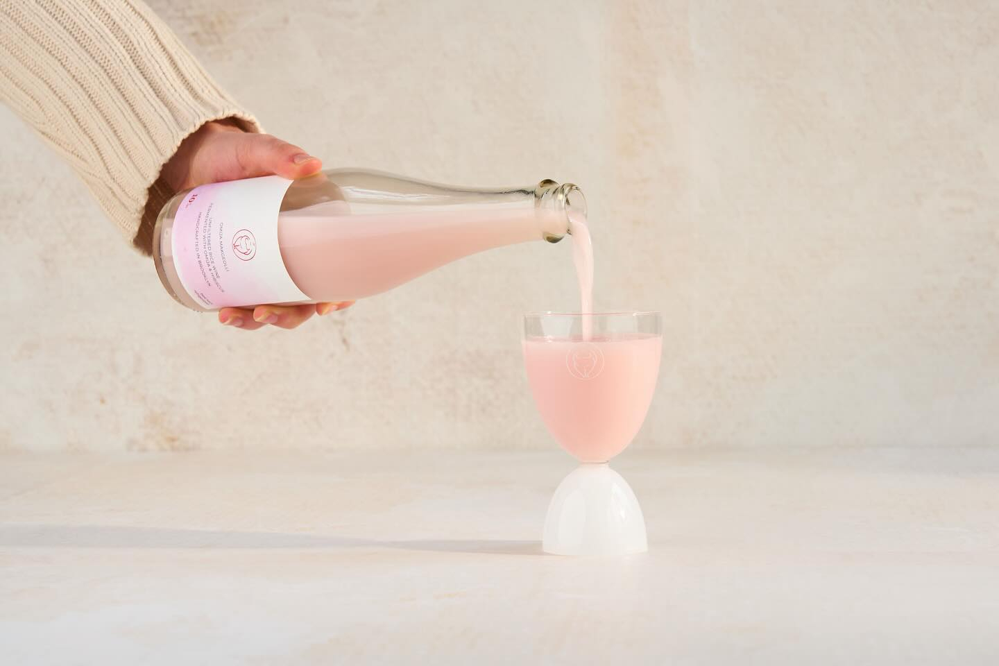 Blossoms in the Glass<br> The Revival of Flower Wine
