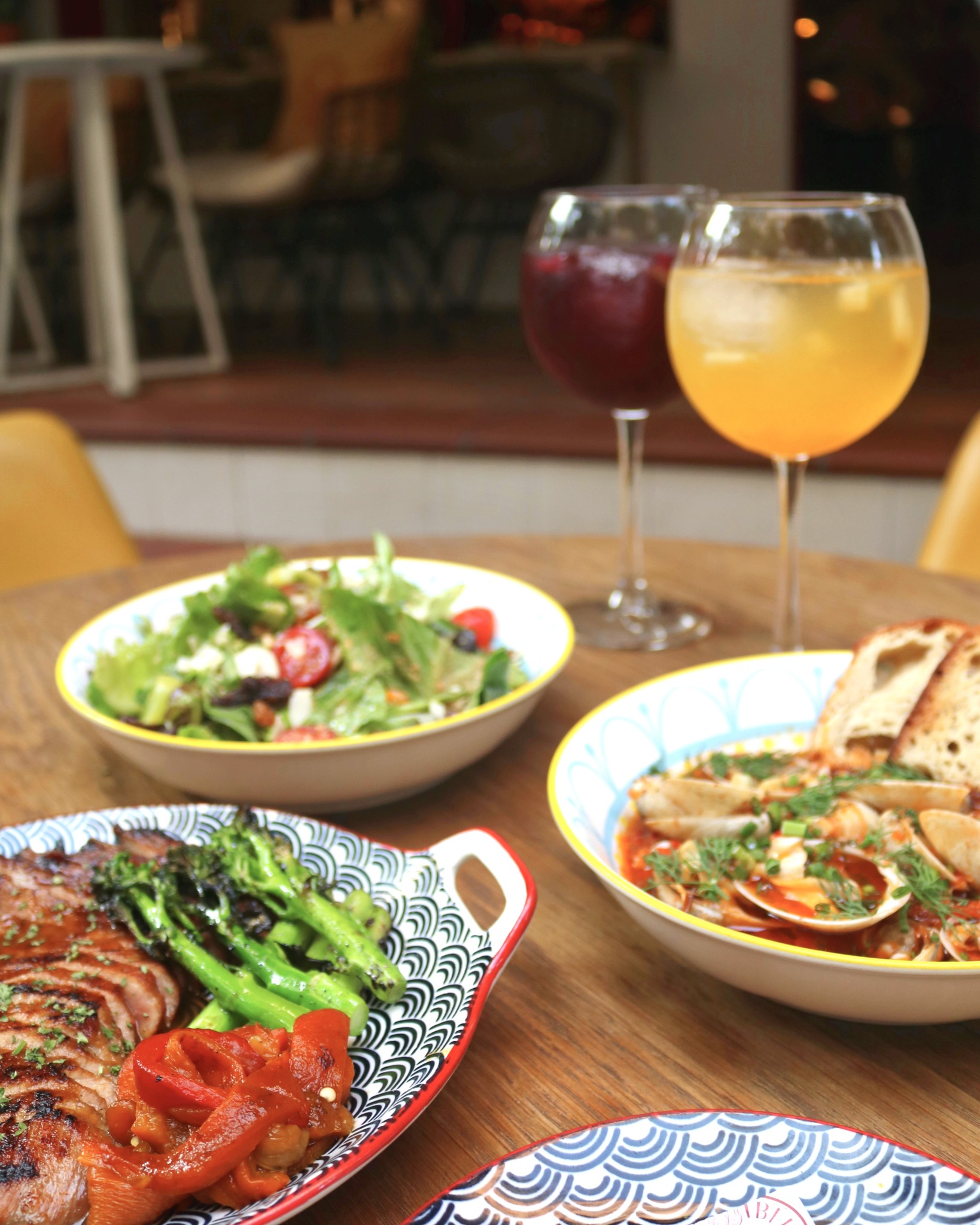 IBERICO VINOS Y TAPAS