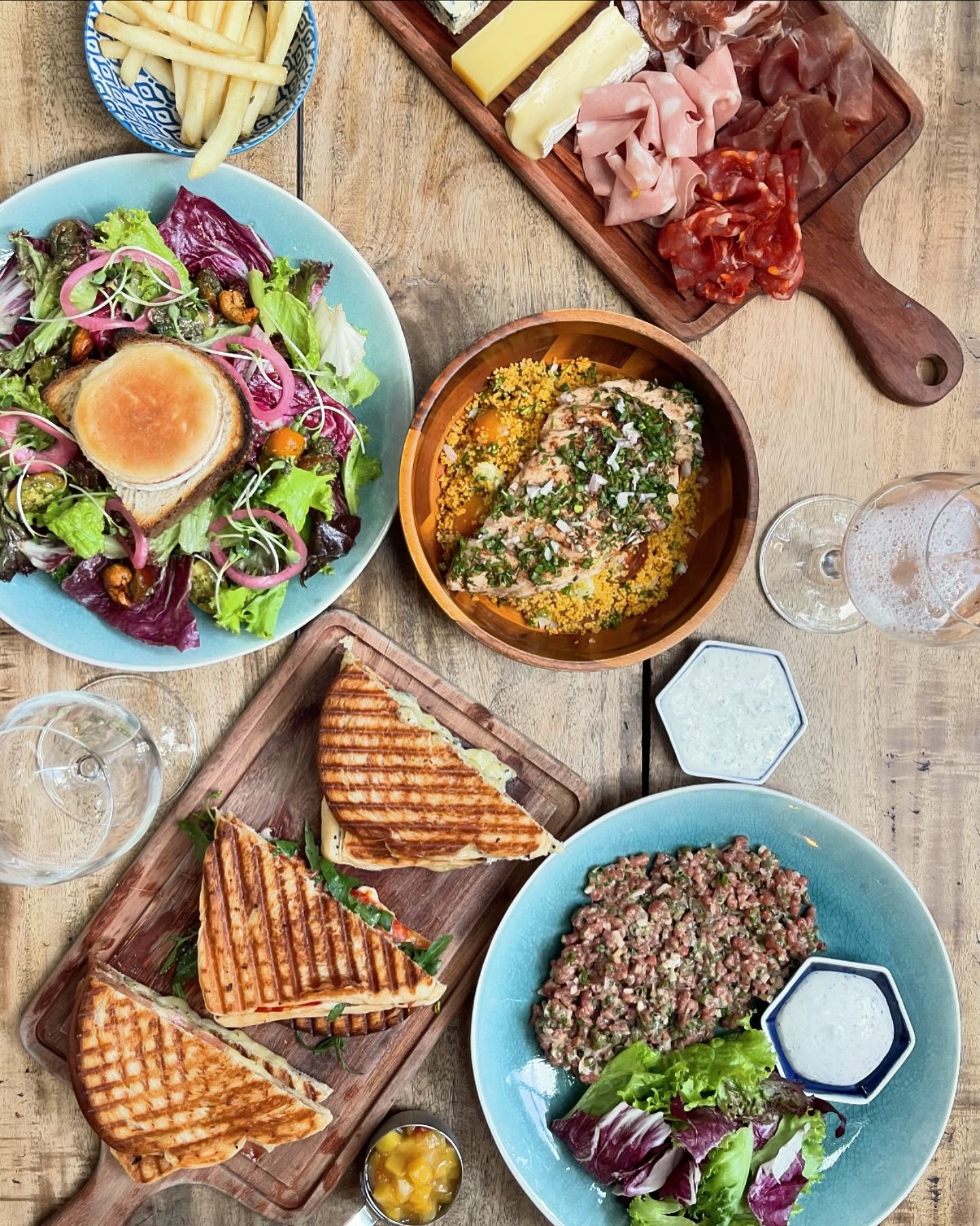 MAD WINE BAR & EATERY