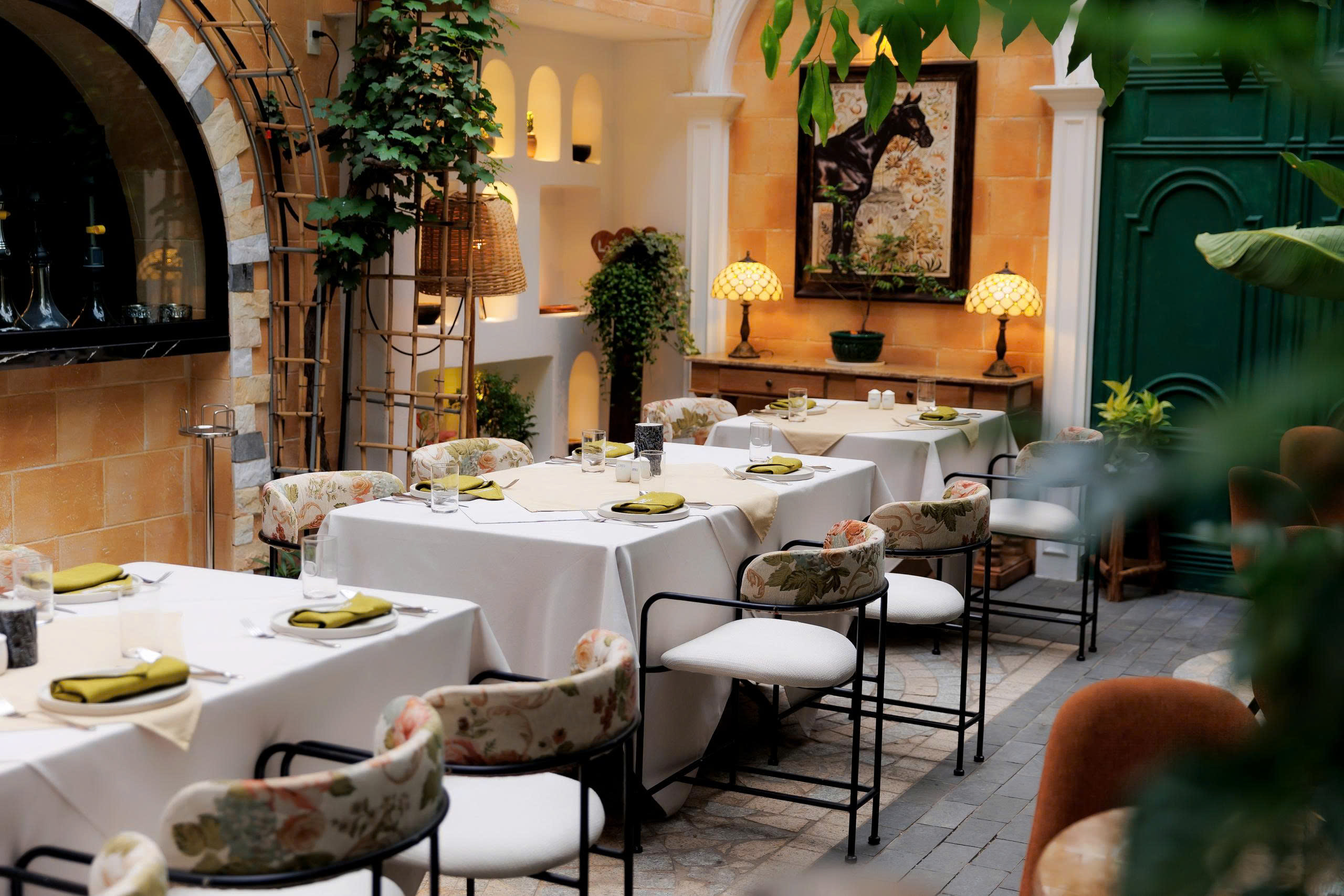 A CANVAS of LUMIERE <br> Designed to Delight
